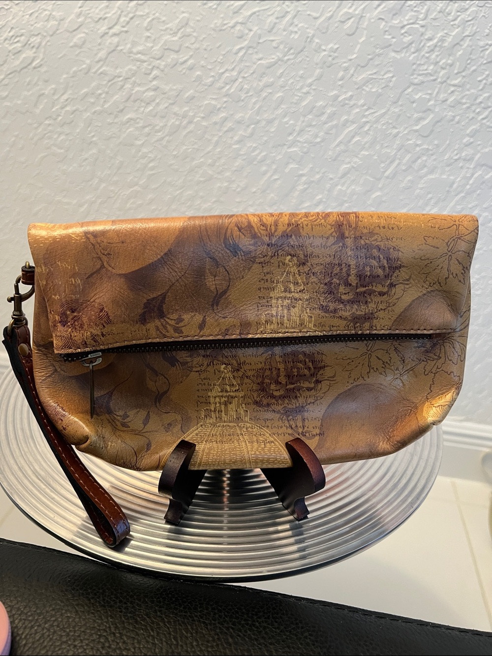PATRICIA NASH Fold-Over Wristlet Clutch ITALIAN SKETCHBOOK Print -NWOT